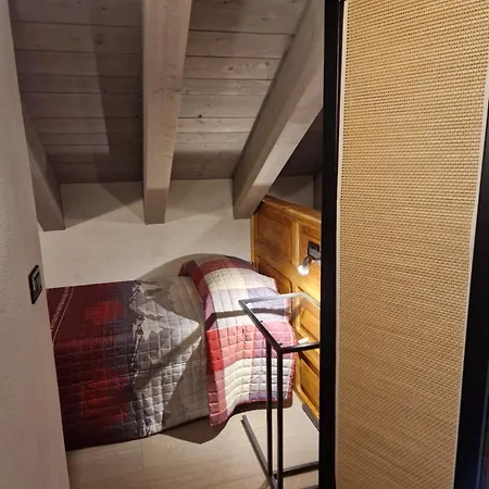 La Stazione Dell'acqua 3* Introd